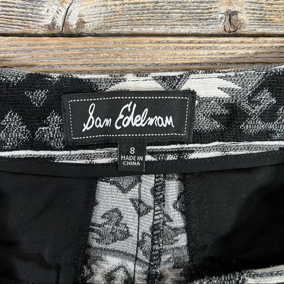 Sam Edelman Women’s 8 Metallic Abstract Dress Shorts. - Picture 10 of 10